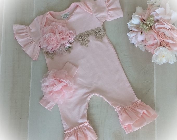 Newborn Girl Coming Home Outfit, Baby Girl Ruffle Romper, Victorian Baby Outfit, Pink Baby Girl Bring Home Romper, Baby Photo Outfit