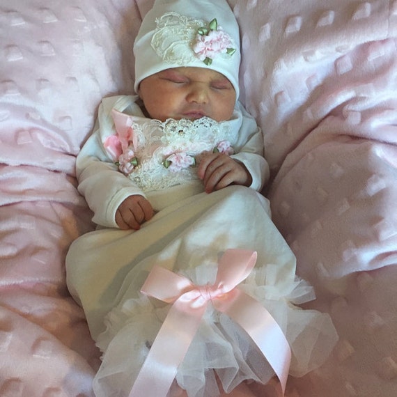 Newborn layette gown deals