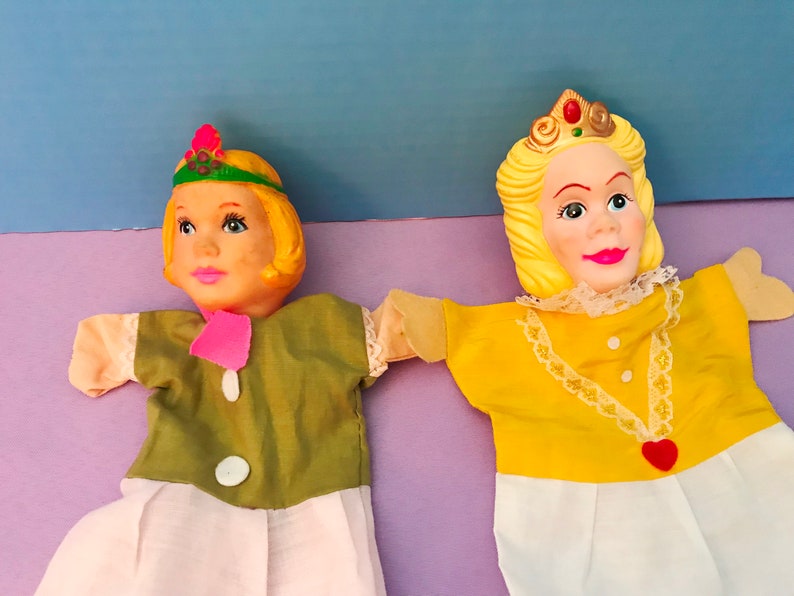 Vintage Lot of 2 Queen Childrens Hand Puppets