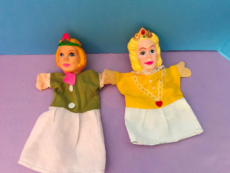 Vintage Lot of 2 Queen Childrens Hand Puppets