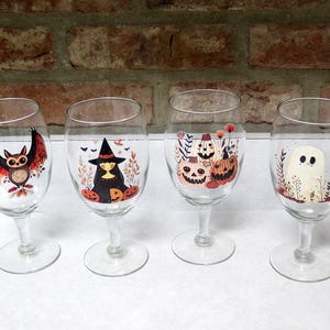 Vintage Halloween Wine Glasses/Set of Four/Ghost/Witch/Pumpkin Patch