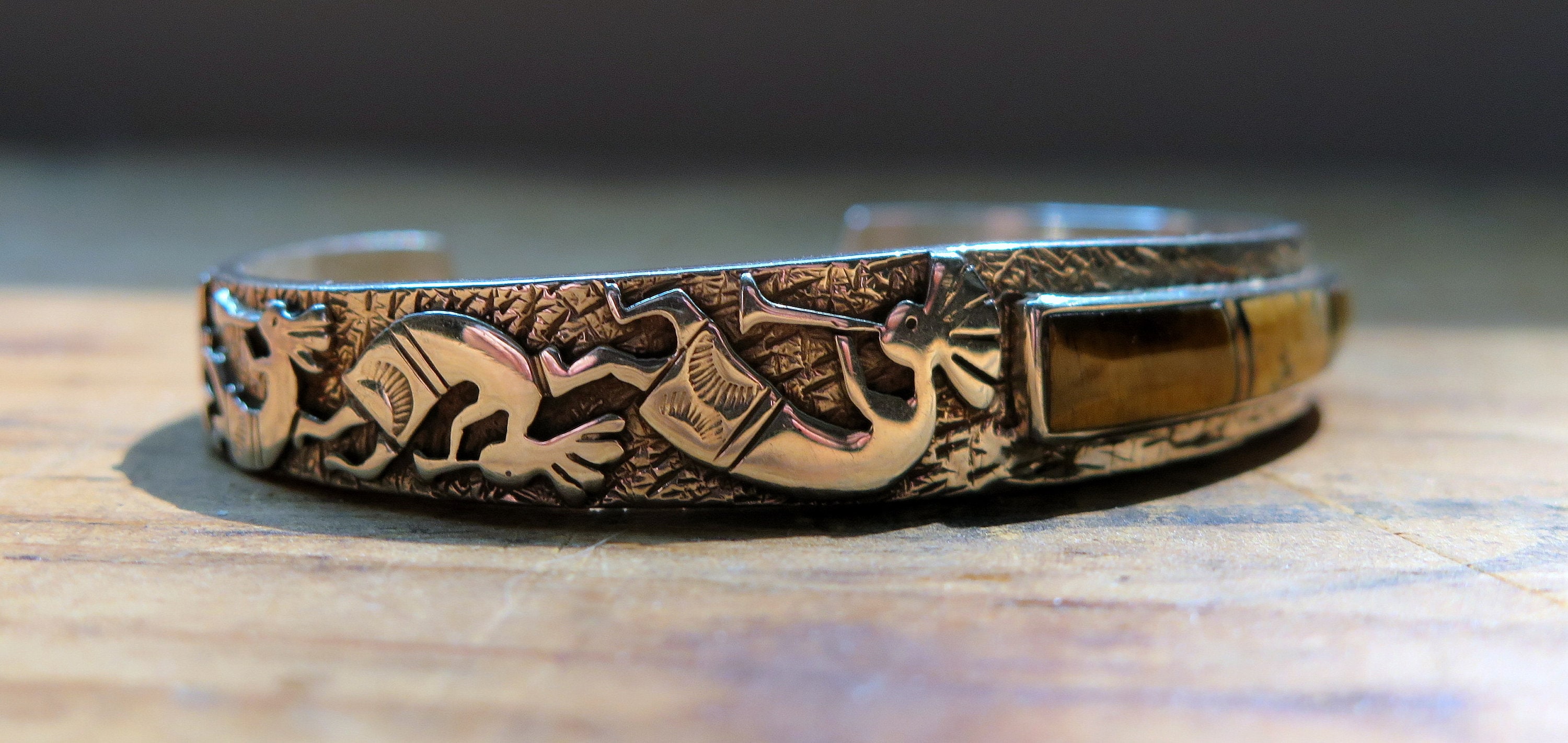 Vintage Native American Hand Carved Sterling Silver Cuff Vintage Native American Hand Carved Sterling Silver Cuff