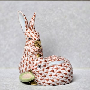 Vintage HEREND Figurine Rabbit Pair with Corn 5326, Rust Fishnet Pattern, Collectible Gift Idea, Bunny Collection