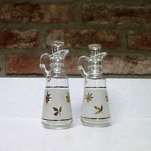 Vintage LIBBEY STARLYTE Gold Leaf Frosted  Oil and Vinegar CRUET Set with Stoppers, Table Setting Home Accent, Gift Idea