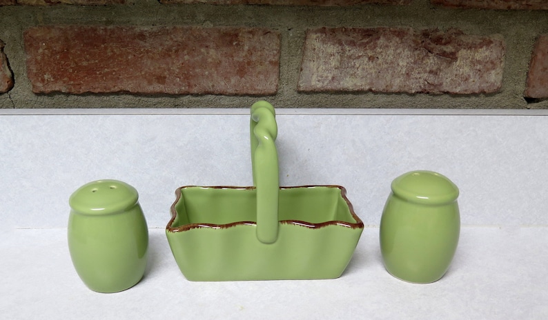 Park Designs Village Collection Salt and Pepper Shaker