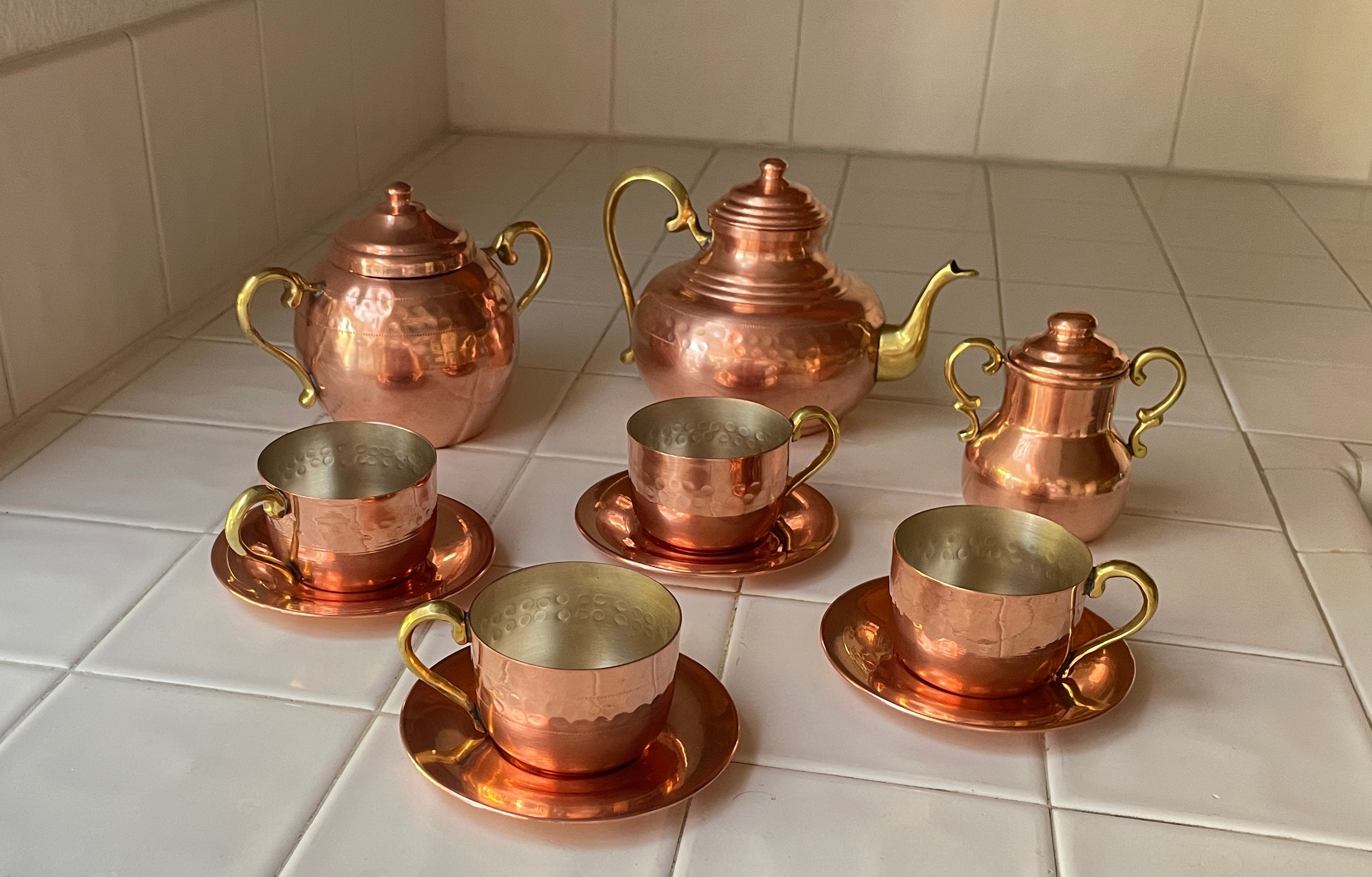 DEMMEX Heavy Gauge 1mm Thick Hammered Solid Copper Tea Pot Kettle Stovetop Teapot, Handmade (1.6-Quarts - Engraved)