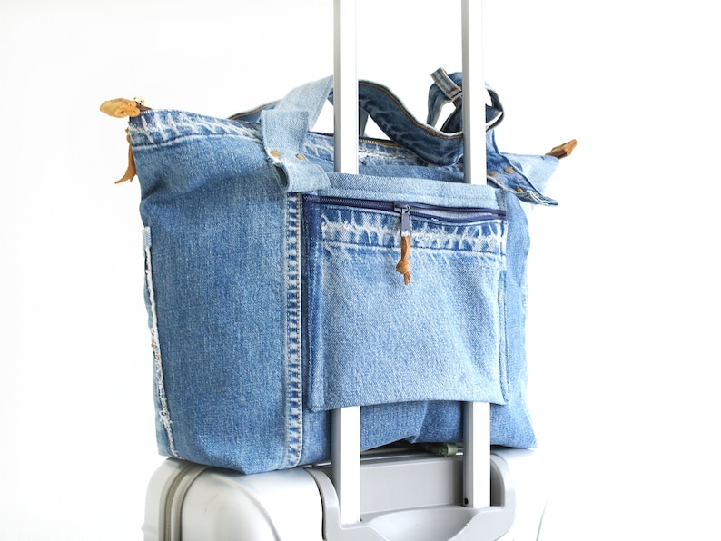 Womens denim travel bag, Travel tote with trolley sleeve,Trolley bag, Recycled denim travel tote, Leather tote with trolley sleeve, Lowieke zdjęcie 3