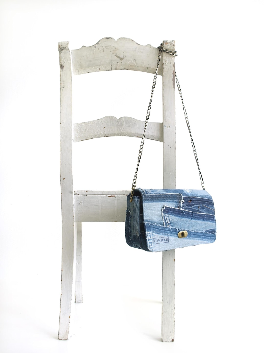 Upcycled Denim Patchwork Shoulder Bag: Handmade Levi's Jeans