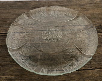 Arcoroc France Clear Glass Serving Platter – Fleur Pattern, 12.75 Inch