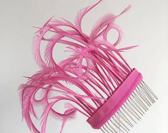 Pink feather hair comb,rose bridemaid hair comb,bridesmaid headdress,decorative comb,party accessory,20’s hair accessory