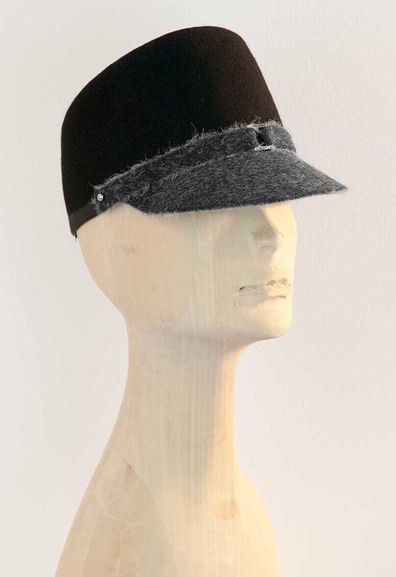 Grey felt cap sale