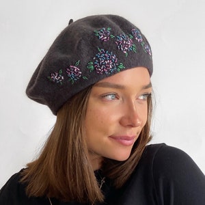 Grey beret,unique hand embroidered beret, grey French wool beret, hand stitched flowers,embroidered woman,ladies,girl hat,Christmas gift Grey/Lilac-blue