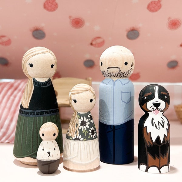 Custom Hand-Painted Wooden Family Dolls – Personalized Peg Portrait Keepsake