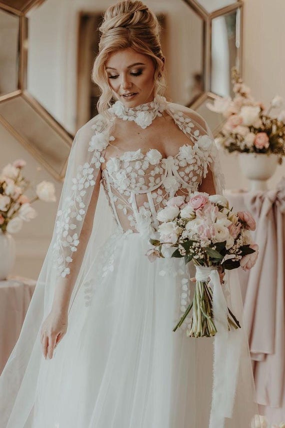 3Dフラワーウェディングドレスとケープ/ブライダルケープとガウン