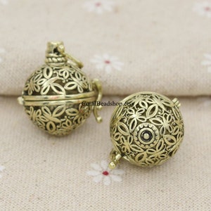 2 pcs Antique Bronze Couleur Ouvrable Papillon Perle Cage Médaillon Pendentif Carillon Perle Boule Médaillon pour Diffuseur D'huile Essentielle DIY Collier Faisant image 2