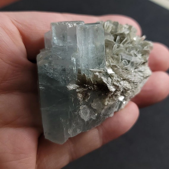 Aquamarine Muscovite 98.7g 62mmx48mmx26mm