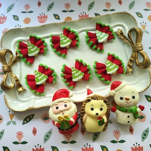 Lot de noeuds de toilettage pour chien (ruban de Noël à pompons rouges et verts)