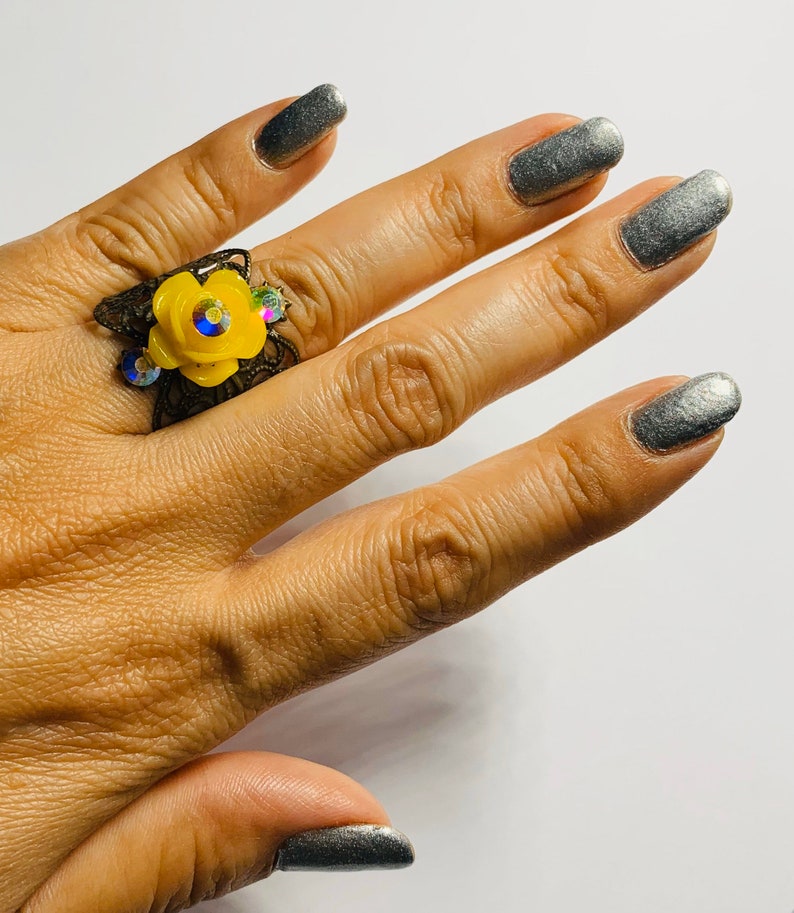 Flower crystal ring,crystal ring,easter rings,summer rings,easter,filigree rings,flower rings,knuckle rings,brass filigree,adjustable rings