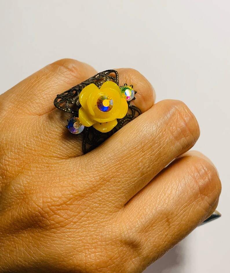Flower crystal ring,crystal ring,easter rings,summer rings,easter,filigree rings,flower rings,knuckle rings,brass filigree,adjustable rings