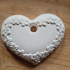 10 Gessetti profumati cuore ,cuore 8,6x7,5 cm  cm ,bomboniere,matrimonio,segnaposto,compleanno