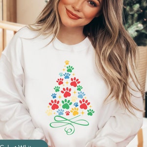 Pet Lover&#39;s Christmas Tree Crewneck Sweatshirt Gift for Dog Moms in Gildan Sizes S-3XL