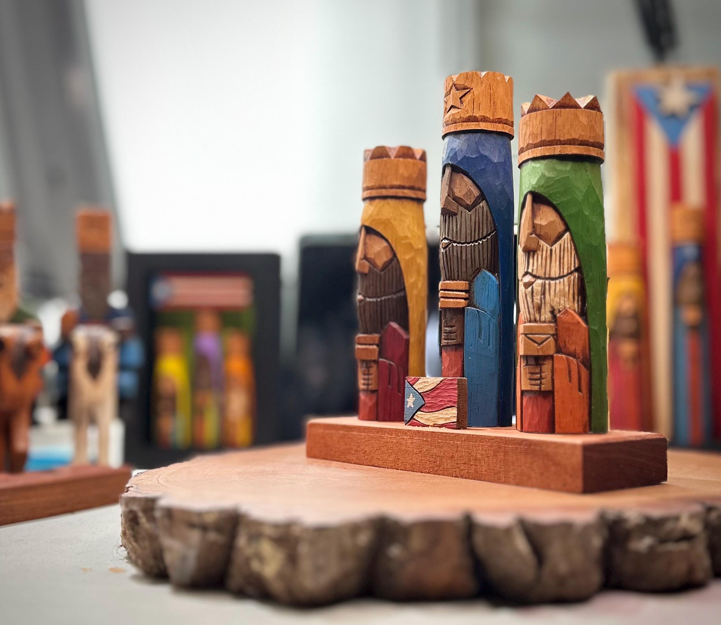 Hand Carved Cedar Wood Three Wise Men With Puerto Rico Flag - Etsy