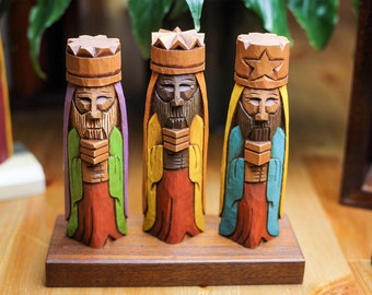 Hand carved Tres Reyes Magos (Three wise men) 6" Tall
