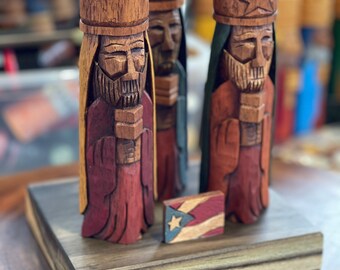 Tres Reyes Magos (Three wise men) hand carved