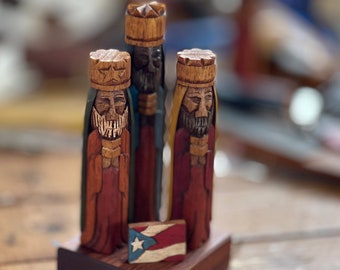 Tres Reyes Magos (Three wise men) hand carved 6" Tall with the Puerto Rico Flag on front