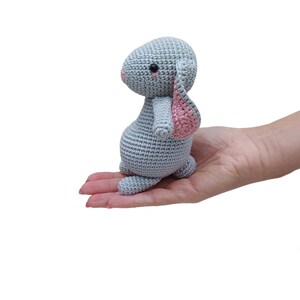 Patron Amigurumi au crochet, April le lapin, PDF imprimable image 2