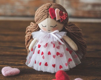 Valentines doll sewing pattern and tutorial, doll easy sewing pattern, doll sewing pattern pdf