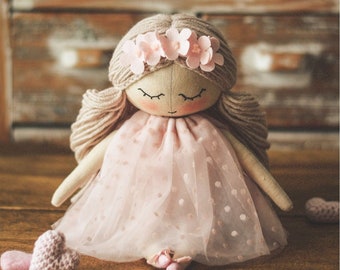 Handmade doll sewing pattern and tutorial, doll sewing pattern pdf, doll making pattern, doll making tutorial, flower doll pattern