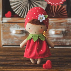 Strawberry doll pattern pdf, easy doll sewing pattern and tutorial, doll making pattern, dolls patterns, valentines day doll