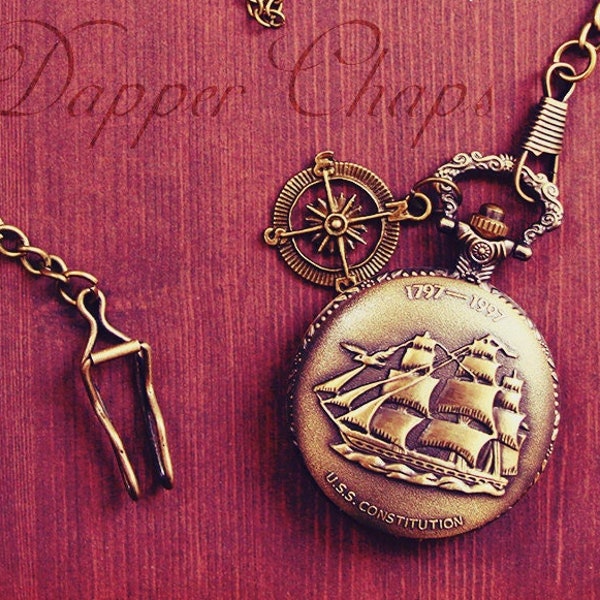 Maritime Taschenuhr aus Bronze: Schiff, Kompass & Anker - Weste mit Kette