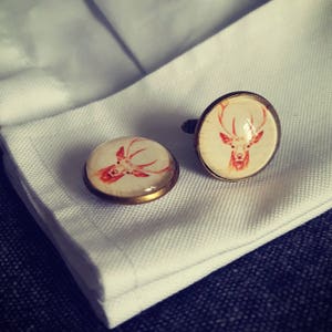 Stag&#39;s head handmade cufflinks in gift box with vintage inspired red stag design: Perfect for a country wedding