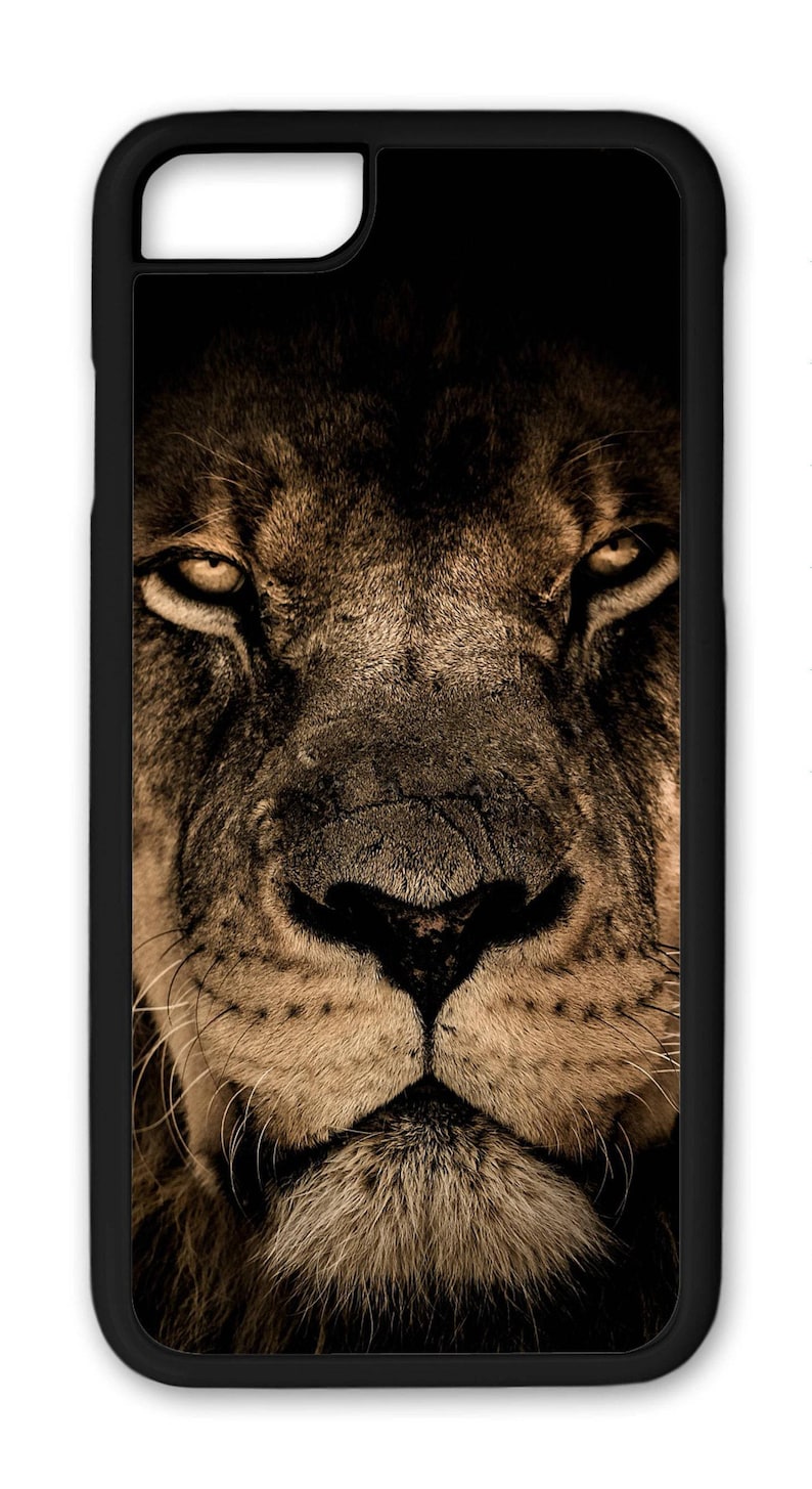 Lion Head Phone Case: Black Rubber, Shock Resistant image 4