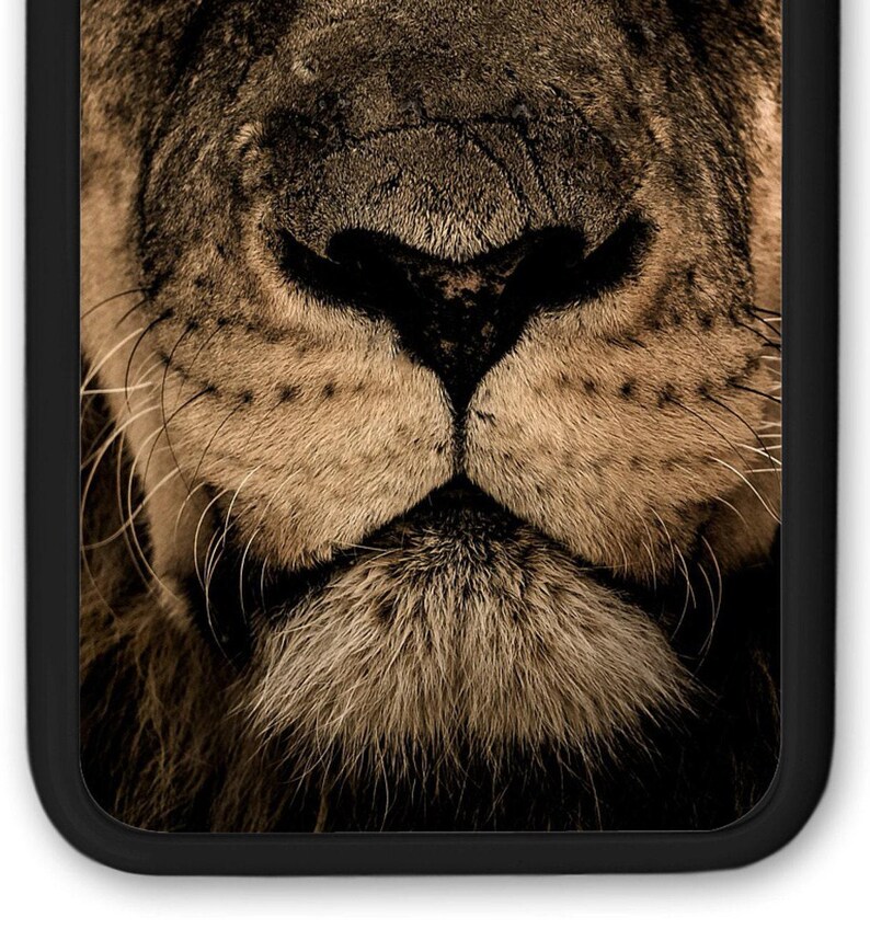 Lion Head Phone Case: Black Rubber, Shock Resistant image 6