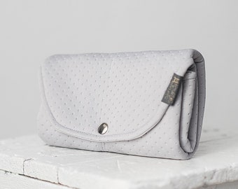 Isoki Change Mat Clutch Stone Grey Baby Bunting