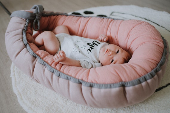 Nido De Baby Girl De Muselina Rosa Brillante Cama De Bebe De Etsy Mexico Nido De Baby Girl De Muselina Rosa Brillante Cama De Bebe De Etsy Mexico