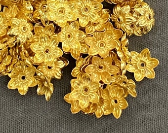 Copriperlina floreale in oro 18k • Coppa per fiore da 6 mm • Foro da 0,90 mm • Oro massiccio 18 carati