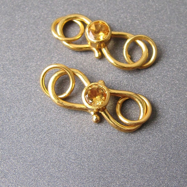 Citrine Clasp • 18x7mm S Hook • 6.25mm rings with 4.50mm hole • 26mm total length • Gold vermeil Silver 925 • Natural gemstone