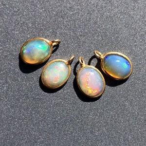 Ethiopian Opal Charm • 7x9mm 8x10mm 9x11mm • Silver / Gold vermeil • 3.25mm Ring / 1.90mm Hole • Natural Gemstone Pendant • FANTASTIC Fire