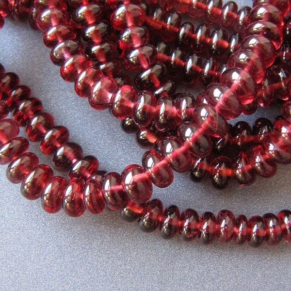 Garnet rondelles • 4-7mm • AAA smooth hand polished • Natural genuine gemstone beads • Beautiful vivid Red • Personal favourite <3
