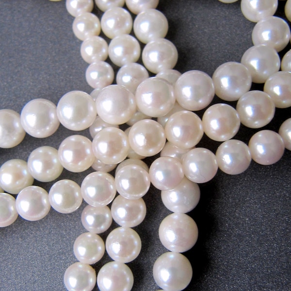 Japanese Akoya pearls • Perfect round 4-5-6mm • White • Natural color • Genuine Salt water Sea pearl • Lustrous • Loose drilled pearls