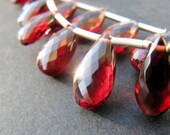 Rhodolite garnet Flat pear Drops 8-9-10mm AAA microfaceted briolettes pears Natural gemstone Red pink cherry Cluster jewelry earrings
