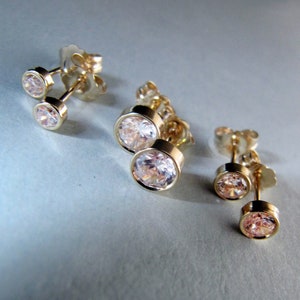 14k gouden oorbellen • Enkel of paar • CZ zirkonia • 3-4-5 mm rond kristal • Echt 14-karaats geel goud • Minimalistisch geometrisch • GEEN DOOS