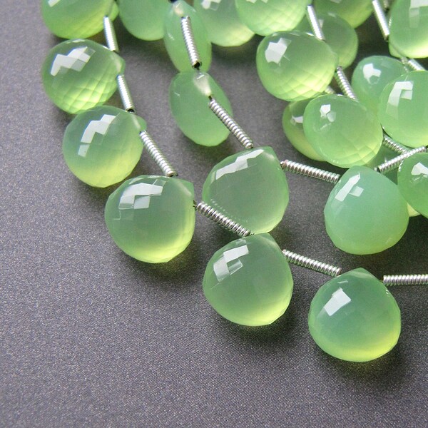 Apple Green chalcedony hearts • 9.40mm • Matching pairs • AAA micro faceted heart drop briolettes • Vivid spring green - VERY PRETTY
