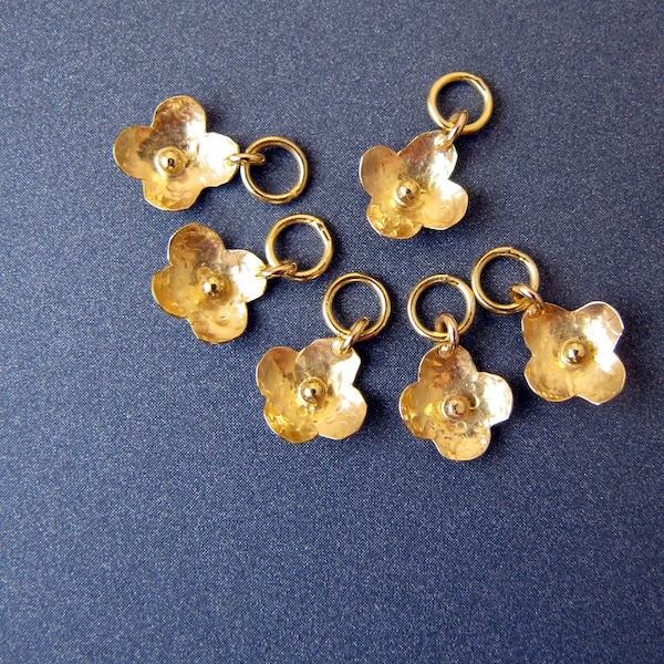 18k Gold 7.25mm Flower Charm for Earrings • 3.50mm Ring / 2.25mm Hole • Solid 18 Carat Gold • Clover Lucky Pendant • Granulation