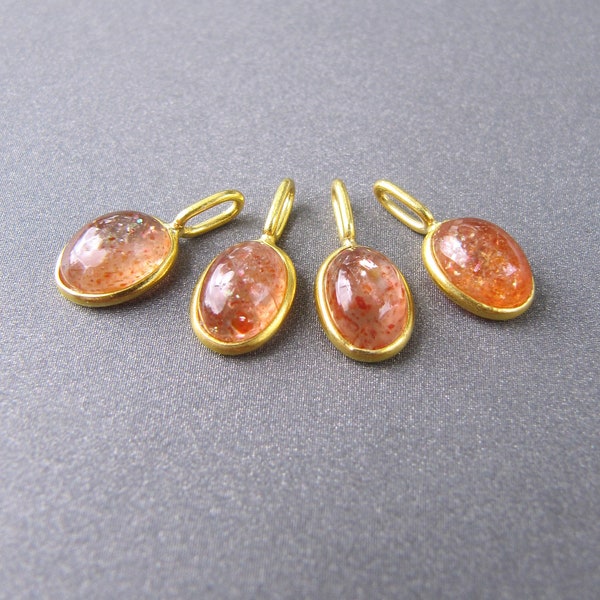 18k Gold Sunstone Charm • 5x7mm • 5x3.25mm Ring / 3.30x2.40mm Hole • Natural Gemstone • Solid 18 Carat Gold