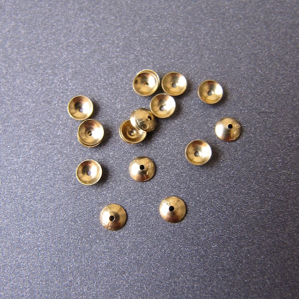 18k Gold Perlenkappe • Winzige 3mm • Hergestellt • Gestempelt 750 • Massives 18 Karat Gelbgold • Schlichte Runde kleine Spacer Cup